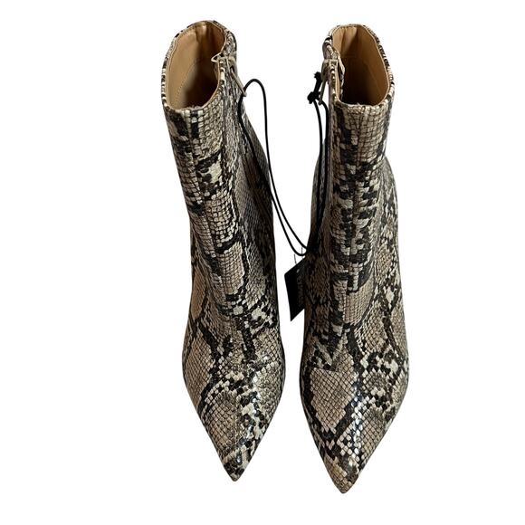Express Snake Print Ankle Booties Size 7.5 NEW Party Neutral Holidays Date Night - Picture 3 of 9